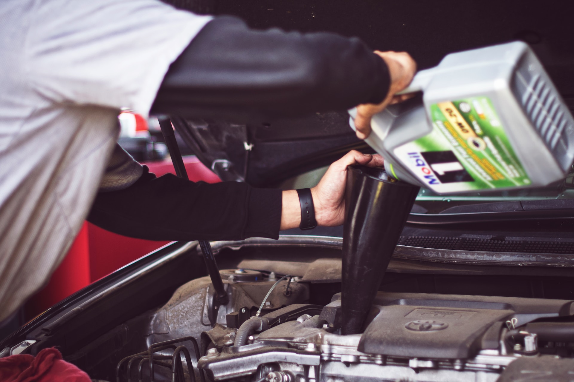 How Auto Body Shops Work Through Customization and Personalization