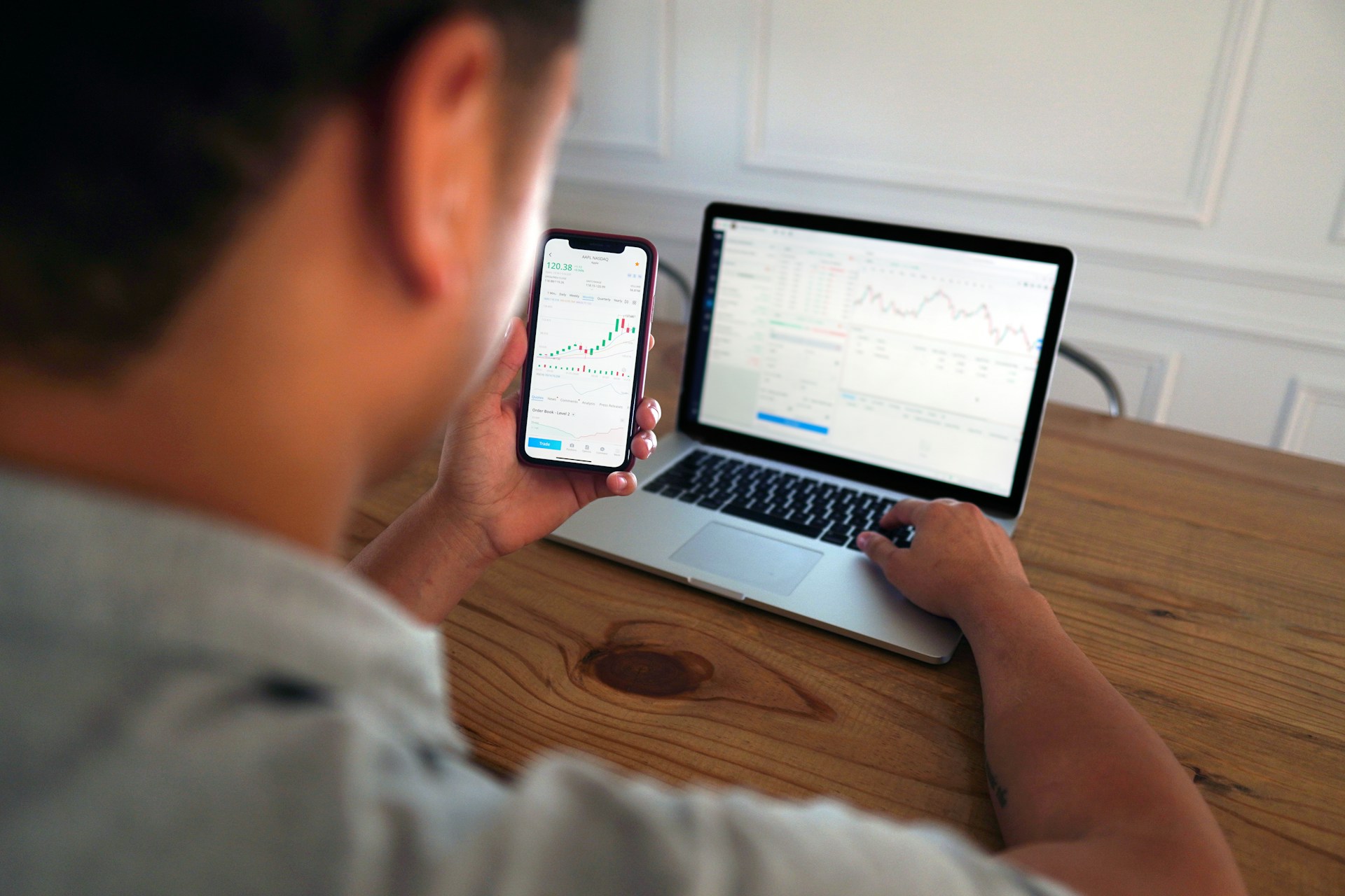 6 Smart Questions to Ask Before Hiring a Financial Expert