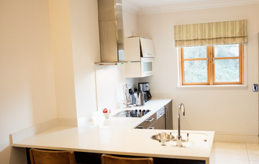 Top 5 Trends Recommended by Remodelling Contractors for Kitchen Makeovers